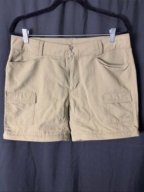 The North Face Women's Olive Cargo Shorts
